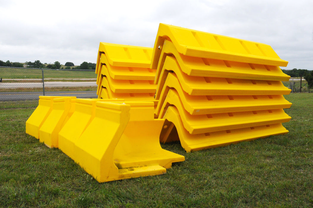 Ultra-Containment Wall, 68' x 68' x 1', 68.2' X 68.2' Inside Dims & 70.2 X 70.2 Outside Dims, (28) 1' Side Walls, (4) 1' Corners, 75 x 75 Liner Part #8791