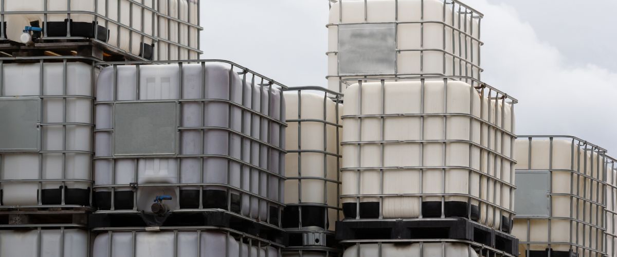 How to Choose the Right Spill Containment for Your Industry